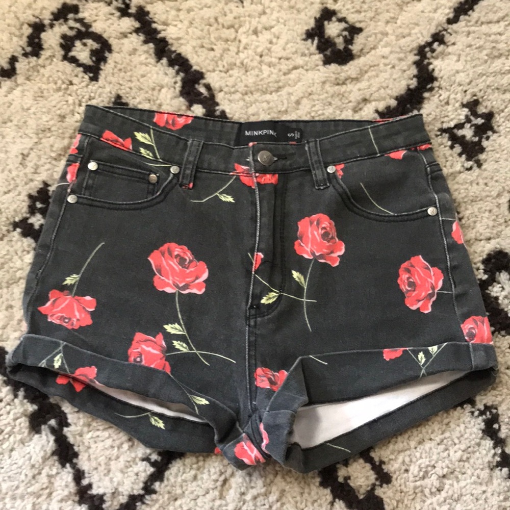 Minkpink S Black denim shorts with flower print